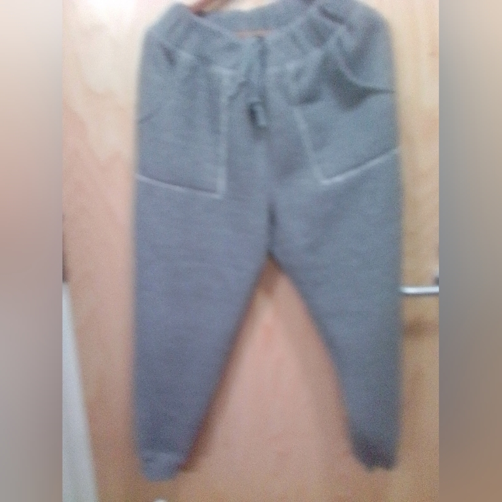 Sweat pants